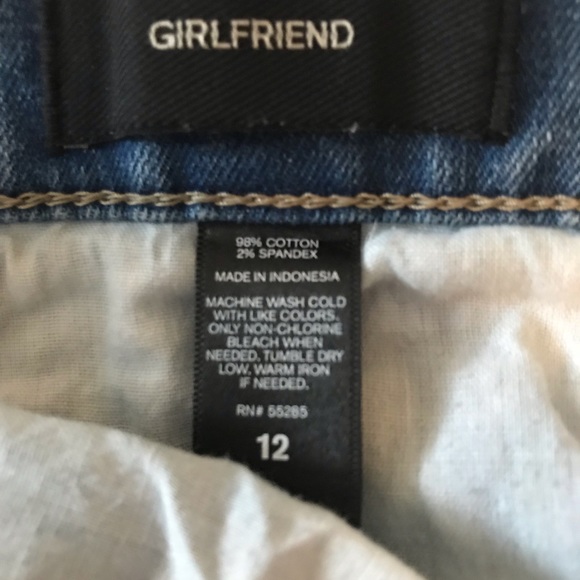 Express size 12 distressed girlfriend jeans - Picture 4 of 6